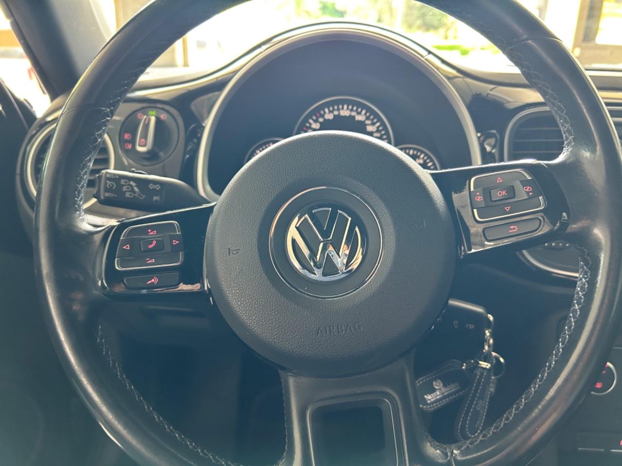 Volkswagen Maggiolino 1.6 TDI Design