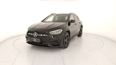 Mercedes-Benz GLA 180 d Premium auto