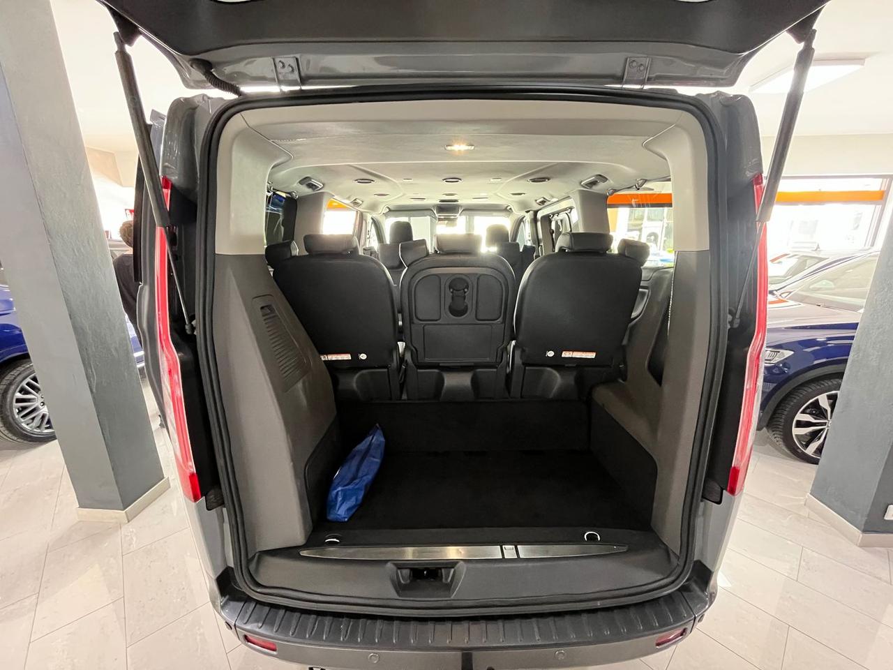 Ford Tourneo Custom 2.0 EcoBlue Active