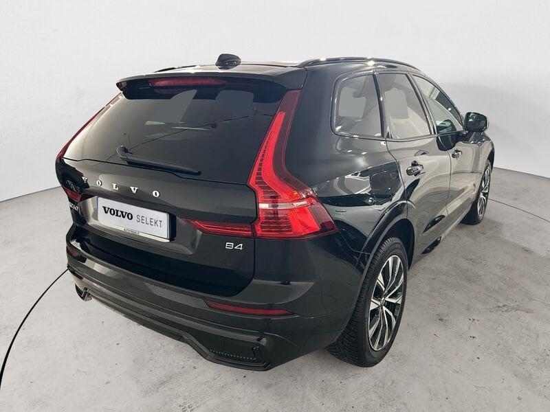 Volvo XC60 B4 197+14 CV Automatica Mild Hybrid Benzina LED Plus Dark