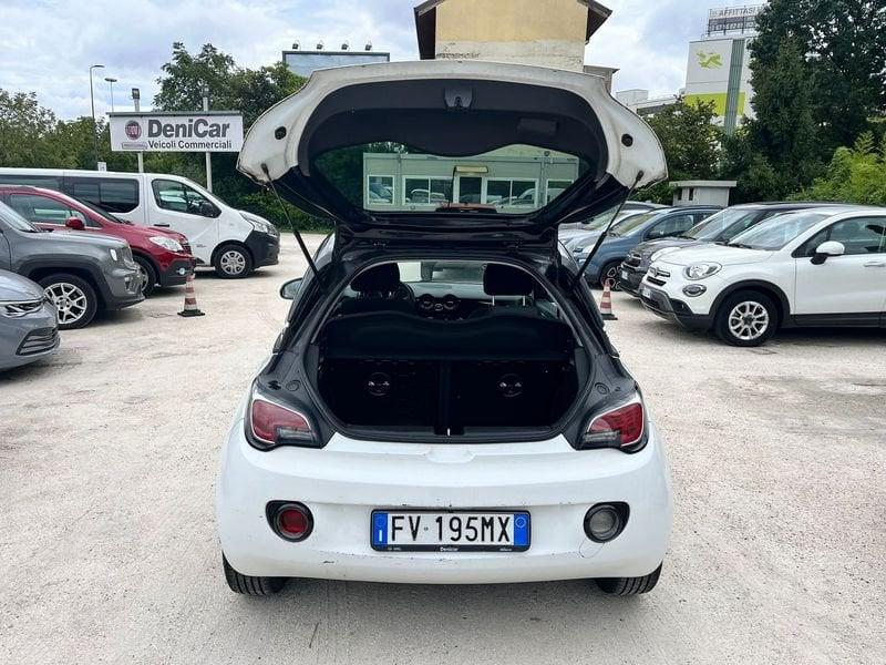 Opel Adam 1.2 70 CV Glam