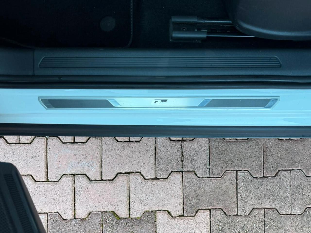 Volkswagen T-Cross 1.0 TSI 115 CV Advanced R-LINE