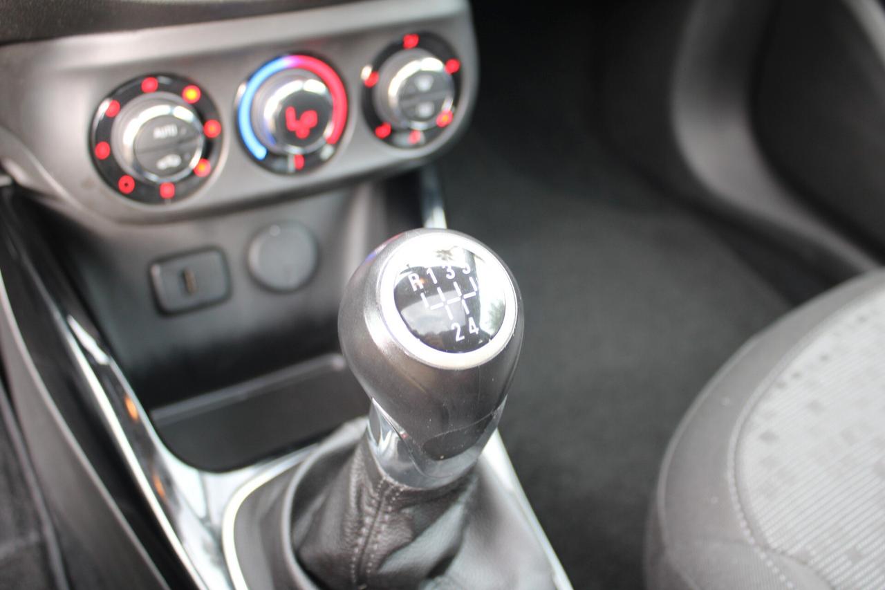 Opel Adam Rocks 1.2 70 CV Air