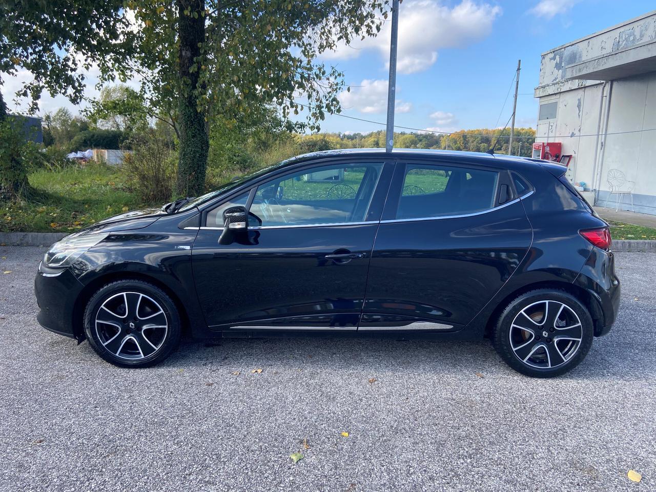 Renault Clio dCi 8V 90CV Start&Stop 5 porte NEOPATENTATI