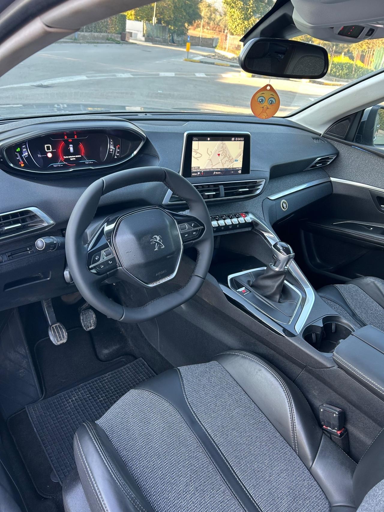 Peugeot 3008 1.6 BlueHDi 120cv Allure