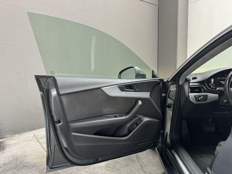 Audi A5 Sportback 40 2.0 tdi 190cv S-Tronic Business Advanced Virtual Cockpit Fari LED Sedili Riscaldabili
