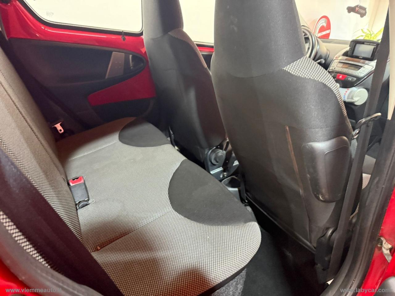 TOYOTA Aygo 1.0 12V VVT-i 5p.Cool Soda Conn.MMT