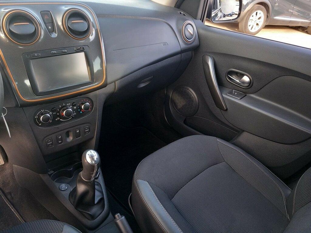 Dacia Sandero Stepway 0.9 TCe Brave