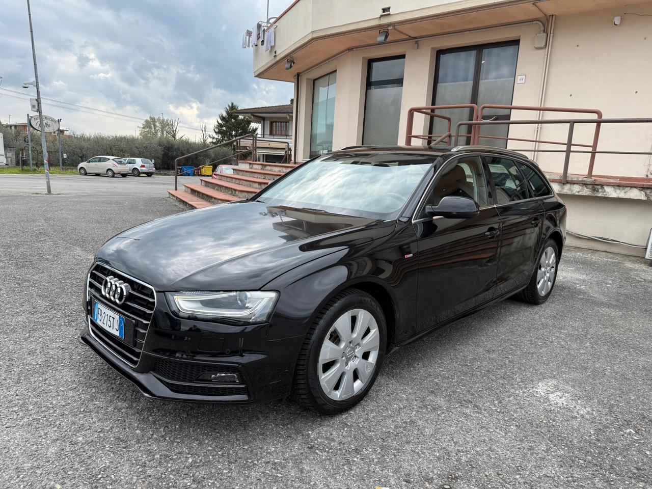 Audi A4 Avant 2.0 TDI clean diesel multitronic Business Plus