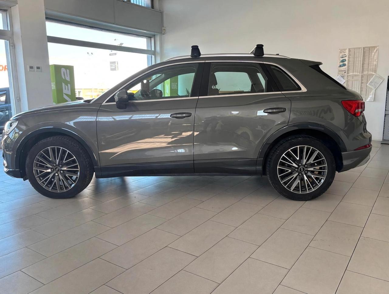 Audi Q3 35 TDI S tronic Business Advanced