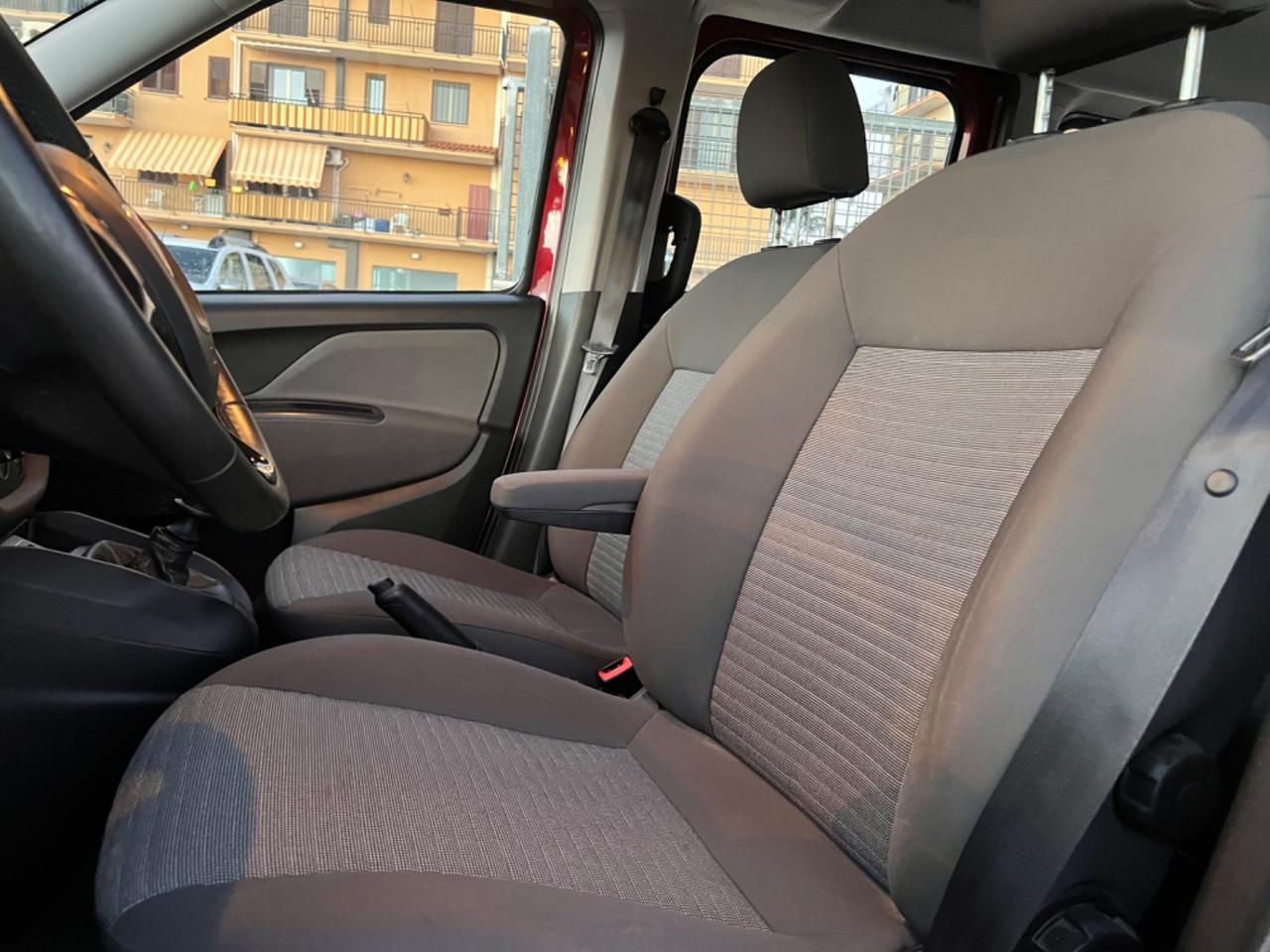 Fiat Doblo Doblò 1.6 MJT 16V 120CV Lounge Maxi 2018