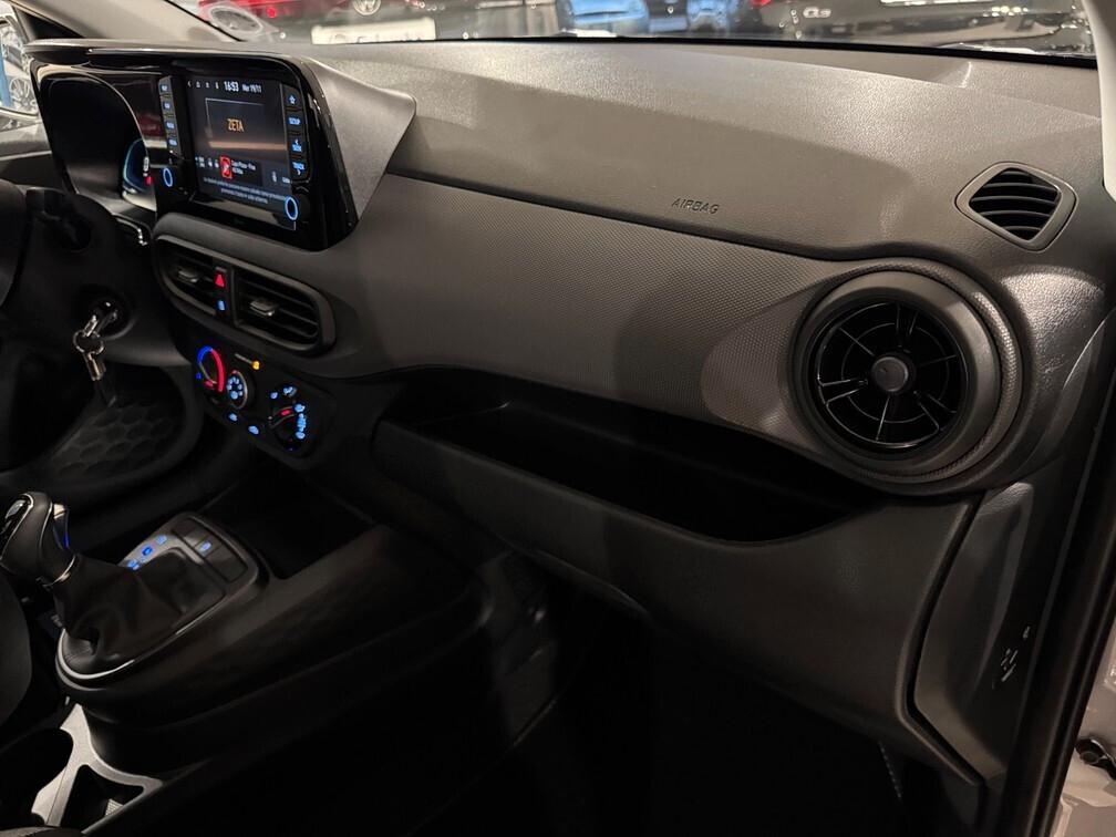 Hyundai i10 1.0 mpi Connectline 63cv auto Nav App Con 15" Neop