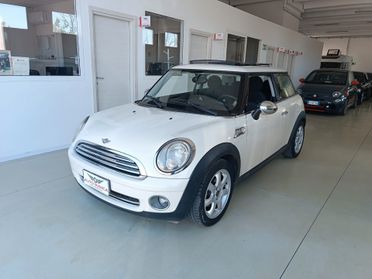 Mini 1.4 16V One Chili