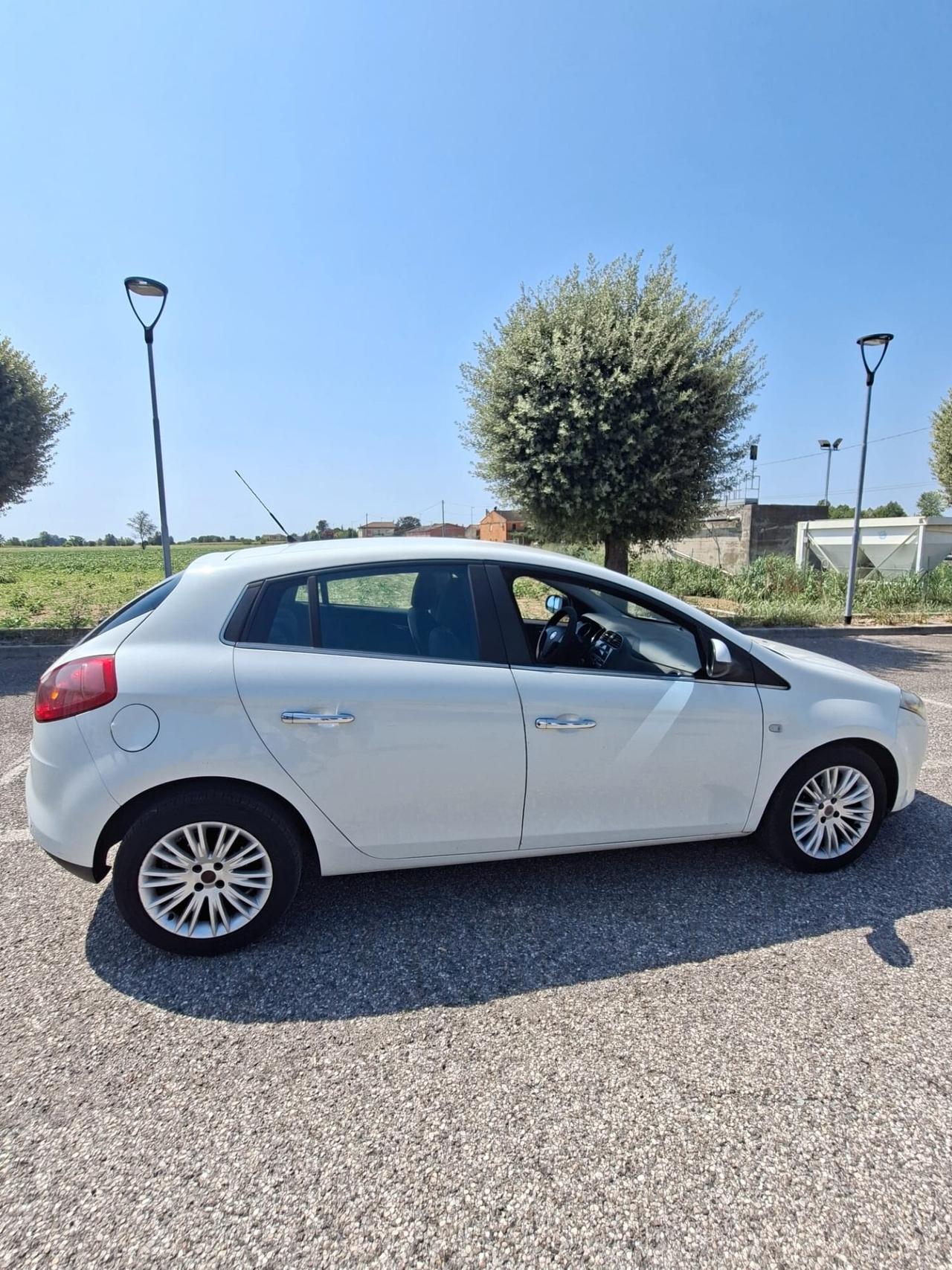 Fiat Bravo 1.6 MJT 105 CV Dynamic neopatentati