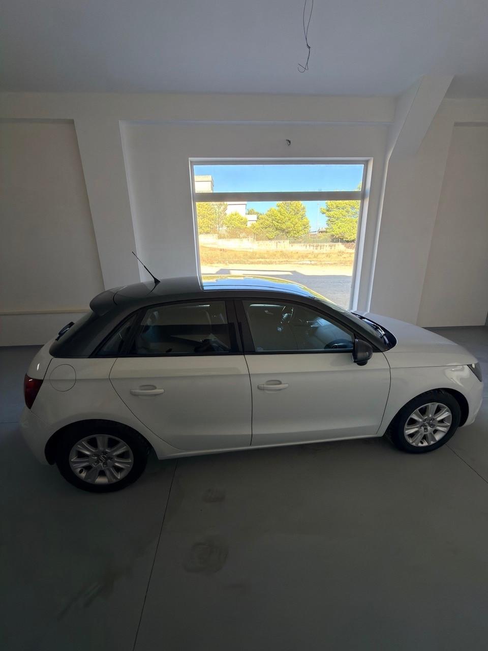 Audi A1 1.6 TDI 105 CV Attraction
