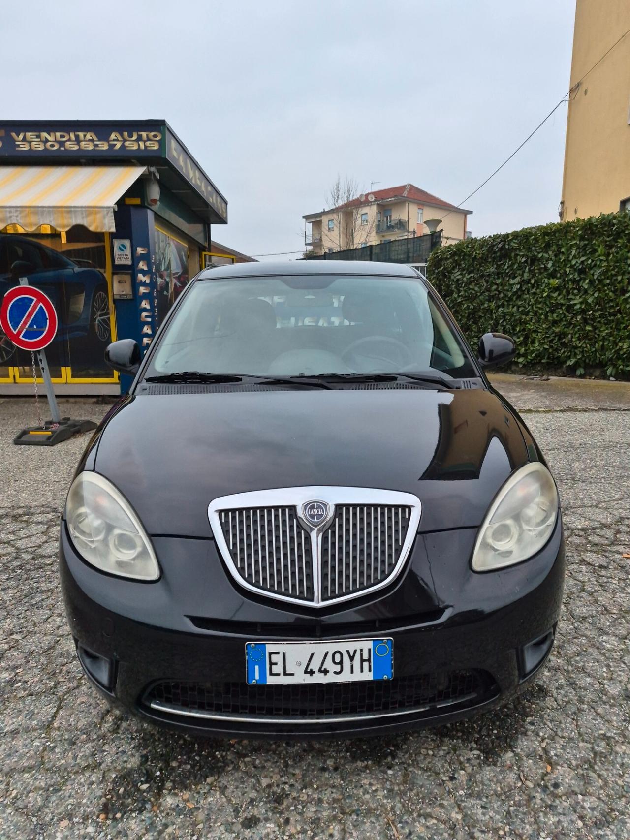 Lancia Ypsilon 1.4 Unyca Ecochic GPL