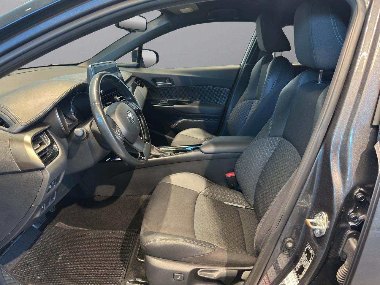 Toyota C-HR 2.0h Trend e-cvt