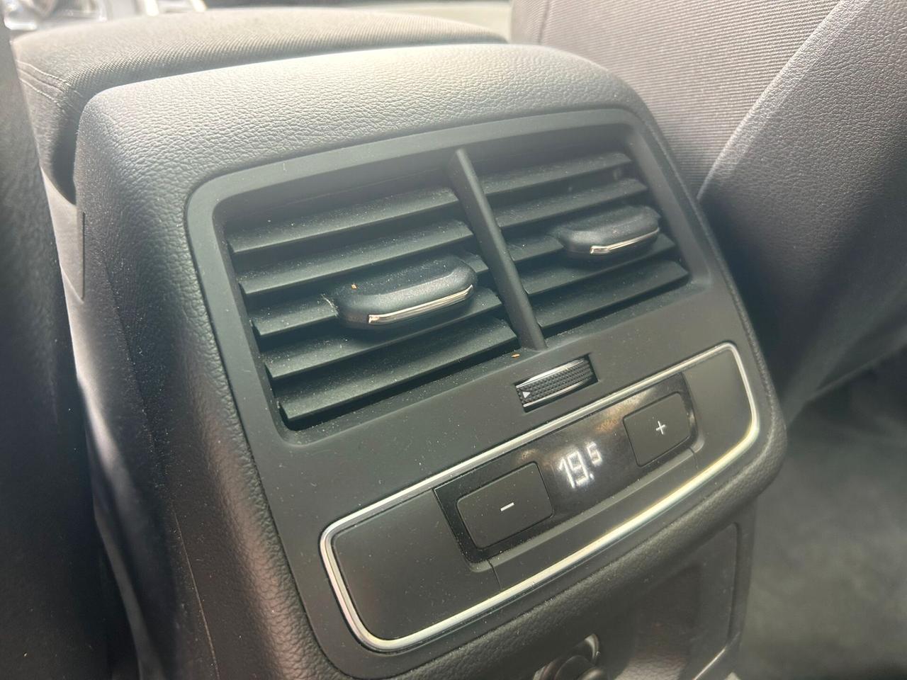 Audi A4 SW 2.0 TDI 150CV s-tronic Sport *TETTO