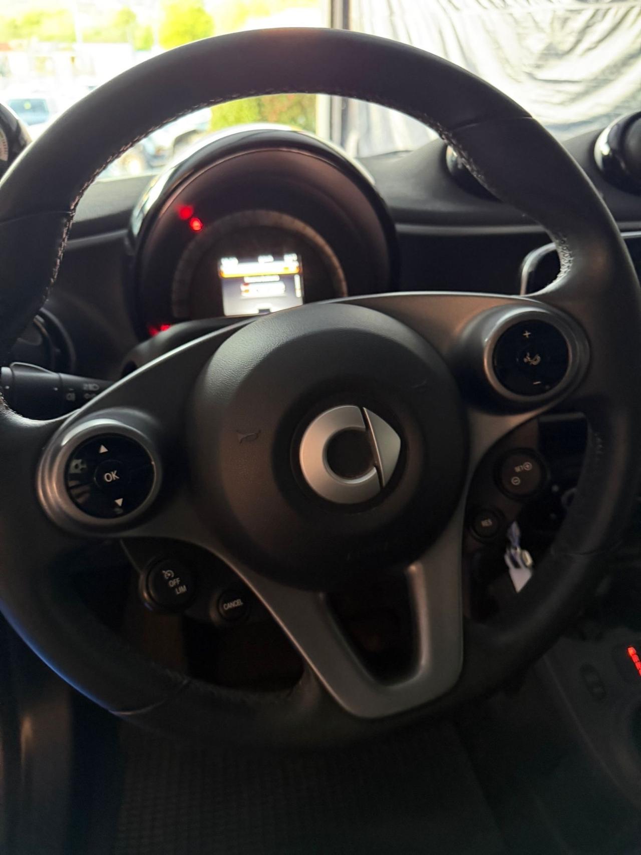 Smart ForFour EQ Prime automatica accetto permute e finanziamenti
