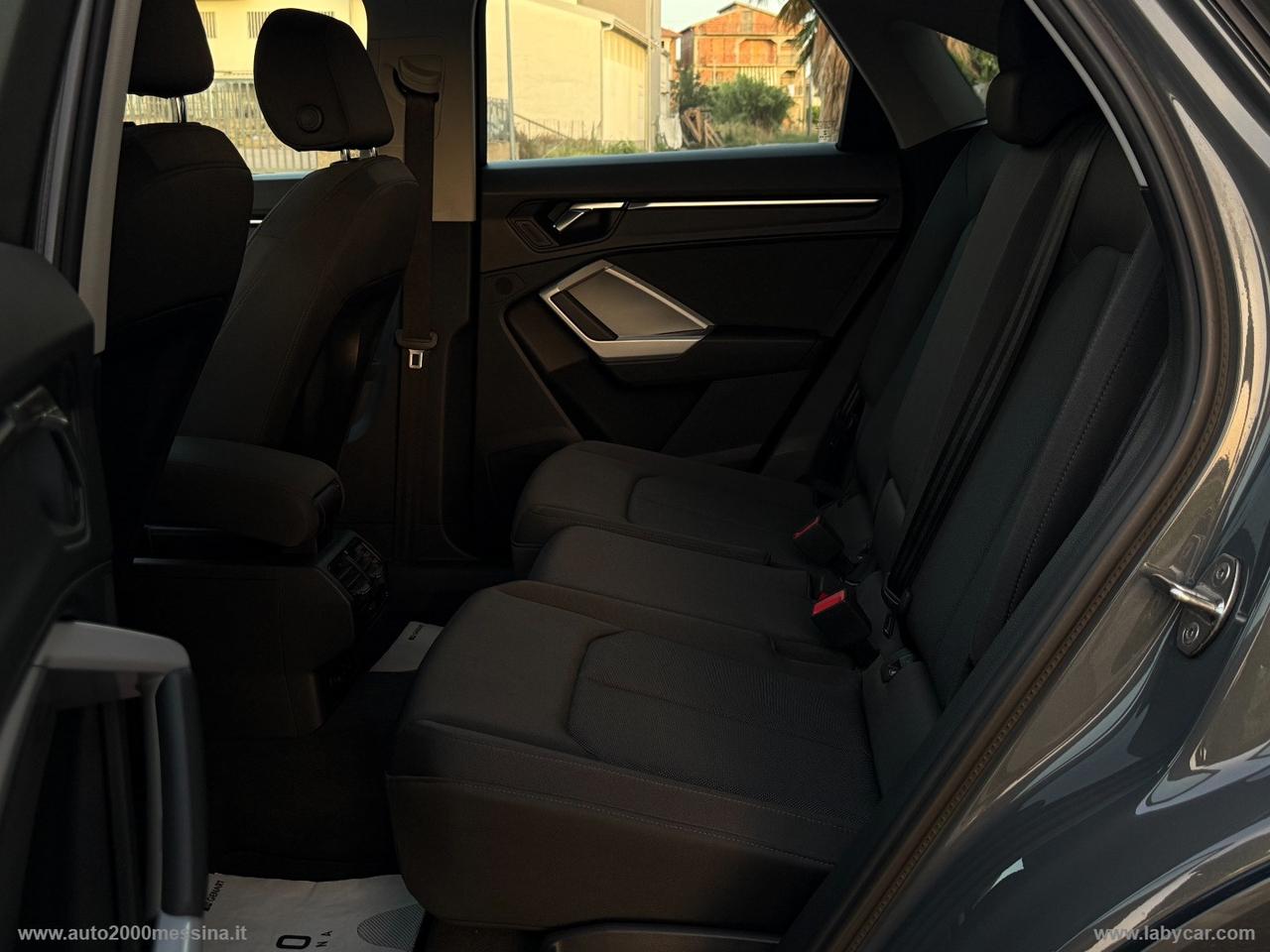 AUDI Q3 SPB 35 TDI S tronic Business Plus