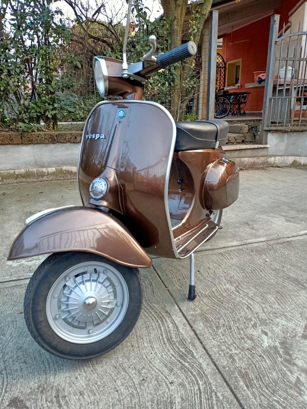 Piaggio Vespa 125 Primavera 1980 coca cola