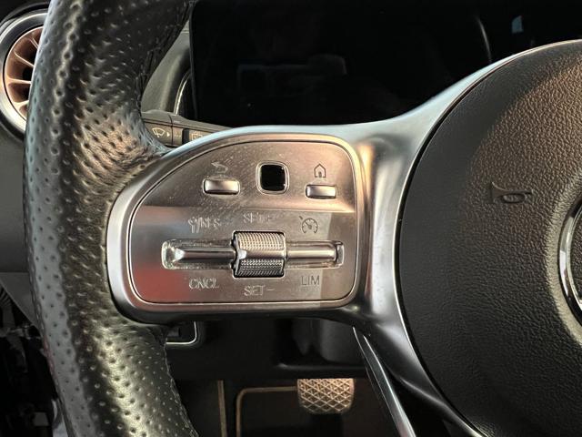 MERCEDES-BENZ EQB 300 4Matic Sport Plus