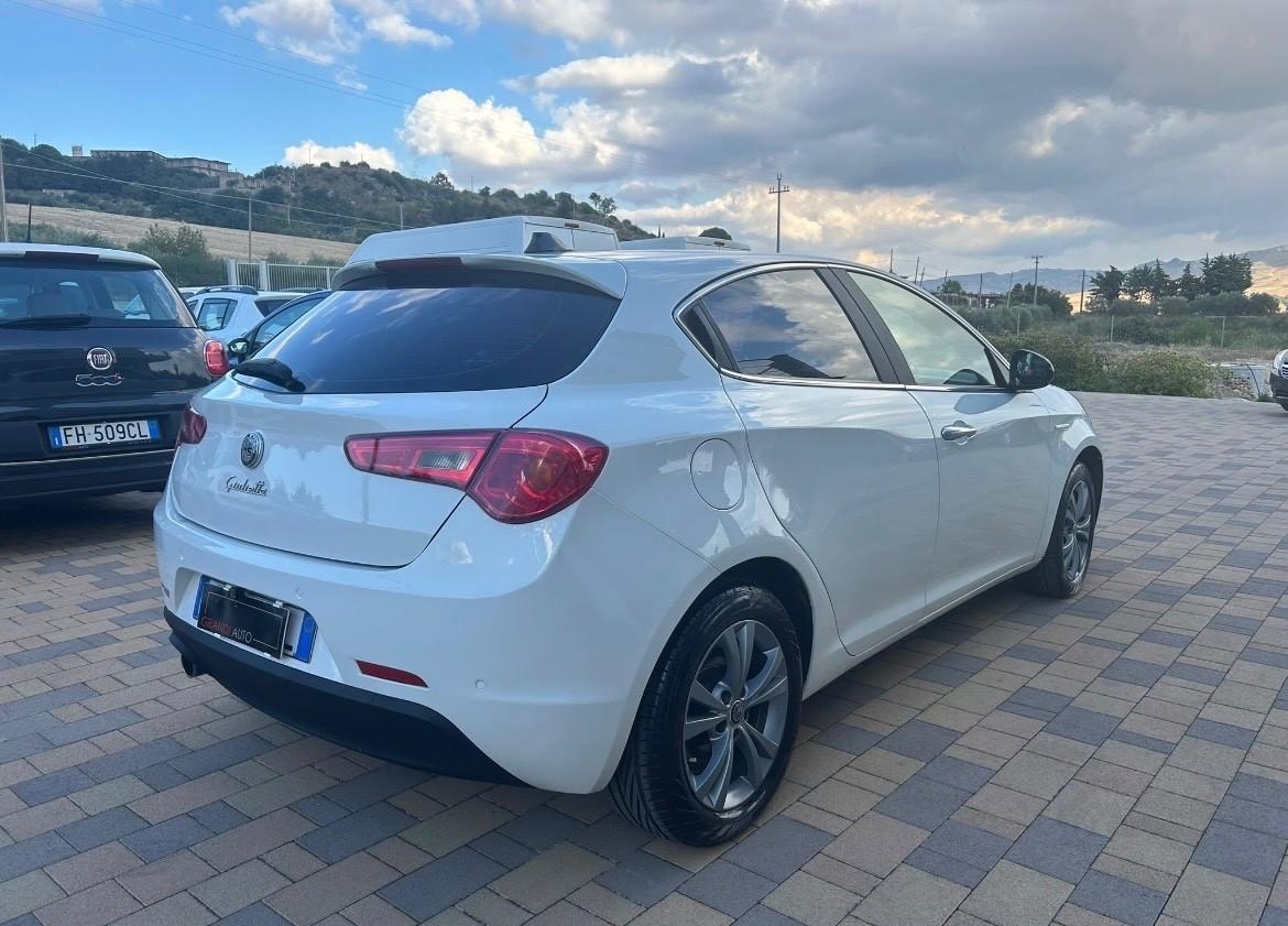Alfa Romeo Giulietta 1.6 JTDm-2 105 CV Exclusive