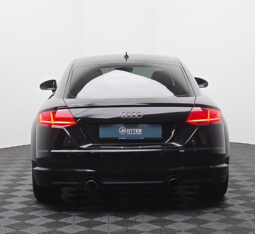 Audi TT Coupé 2.0 TFSI S line