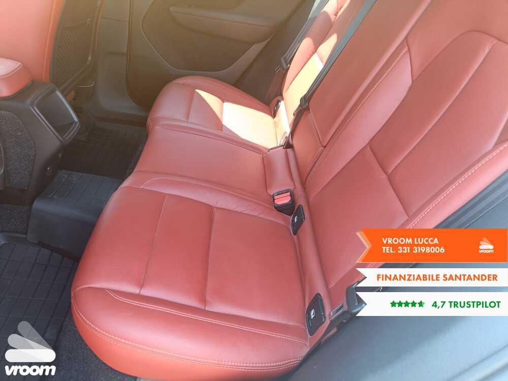 VOLVO XC40 (2017-->) XC40 T3 Momentum