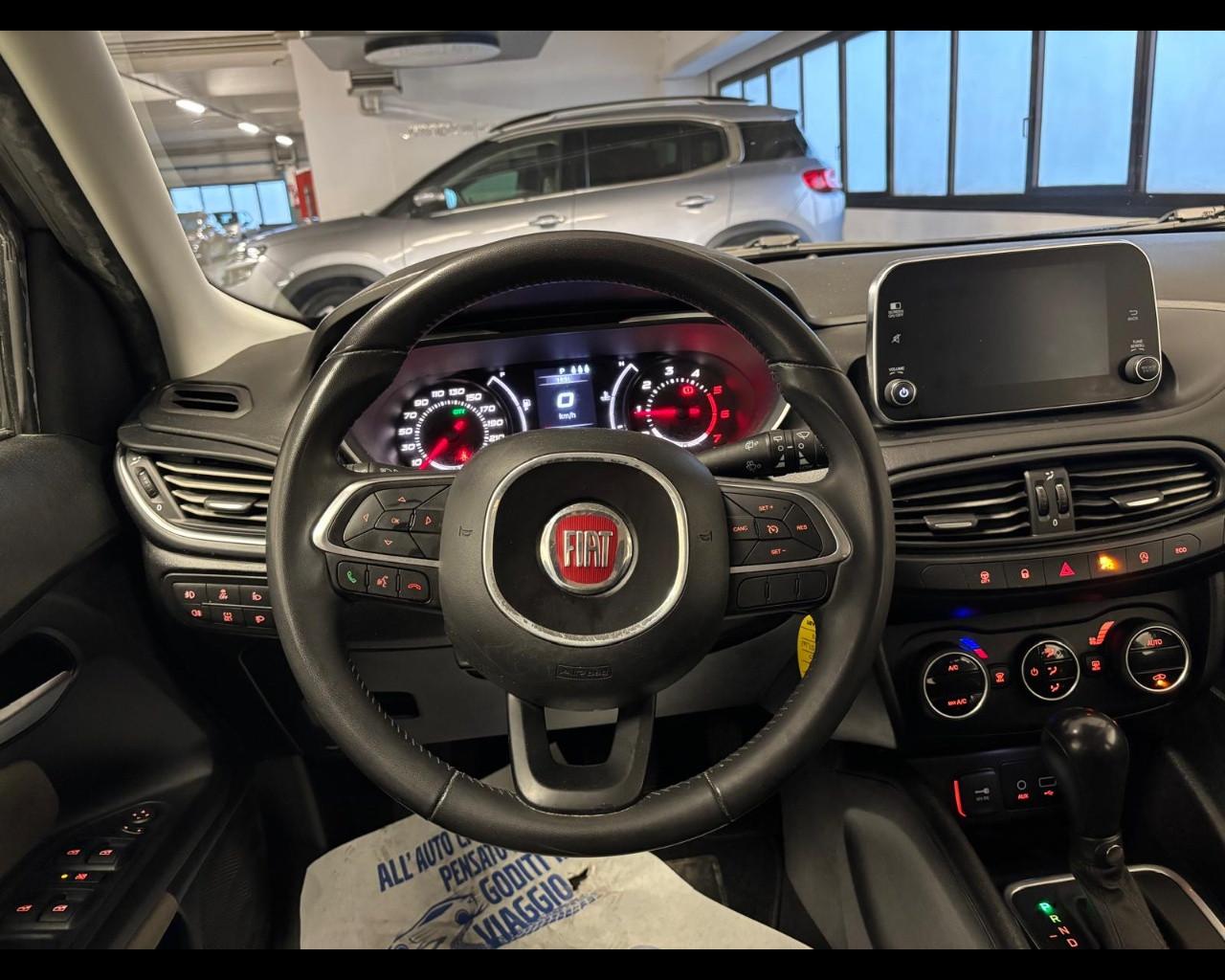 FIAT Tipo II - Tipo 5p 1.6 mjt Lounge s&s 120cv dct