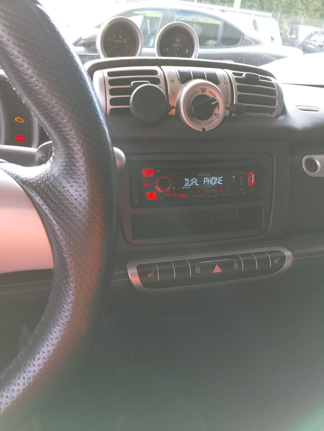 Smart ForTwo 1000 75 kW cabrio BRABUS