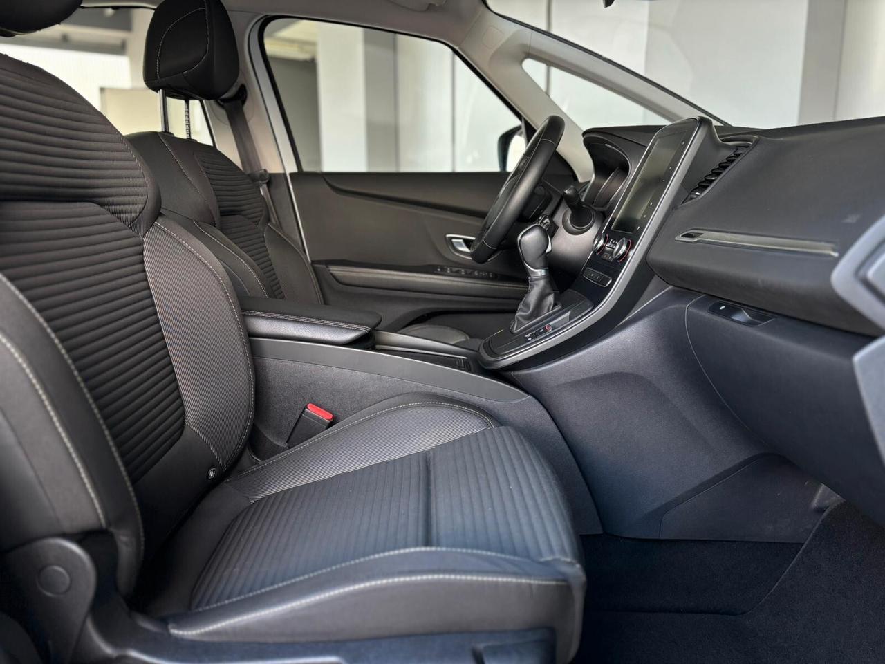 Renault Grand Scenic Blue dCi 150 CV Sport Edition2