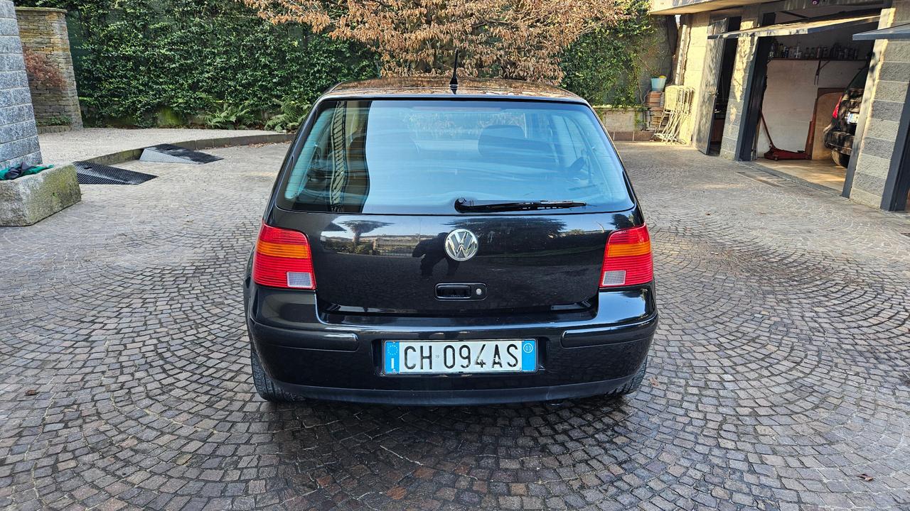 Volkswagen Golf 1.6 16V cat 3p. Highline Plus