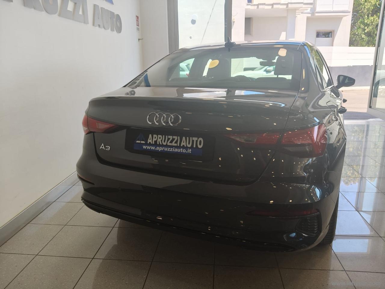 AUDI A3 Sedan 30 TDI Business Advanced