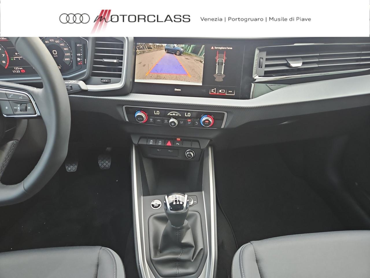 Audi A1 sportback 30 1.0 tfsi 116cv identity black