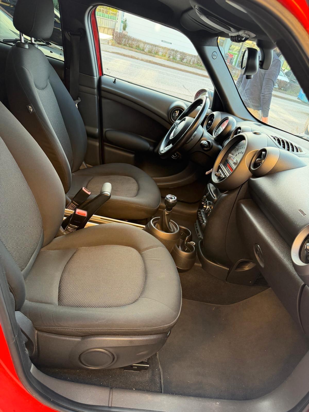 Mini Cooper Countryman 1.6 tetto