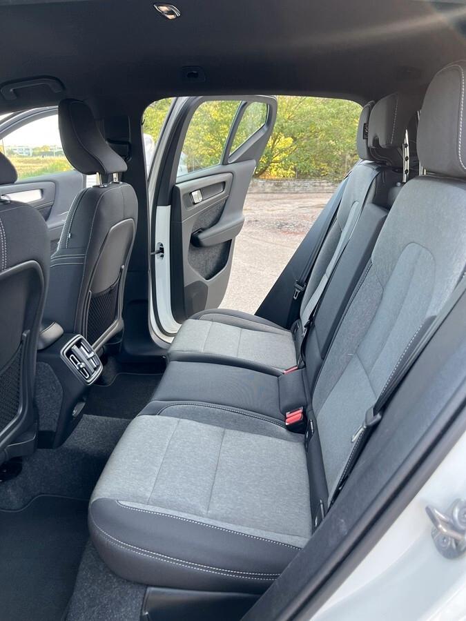 Volvo XC40 B3 automatico Core