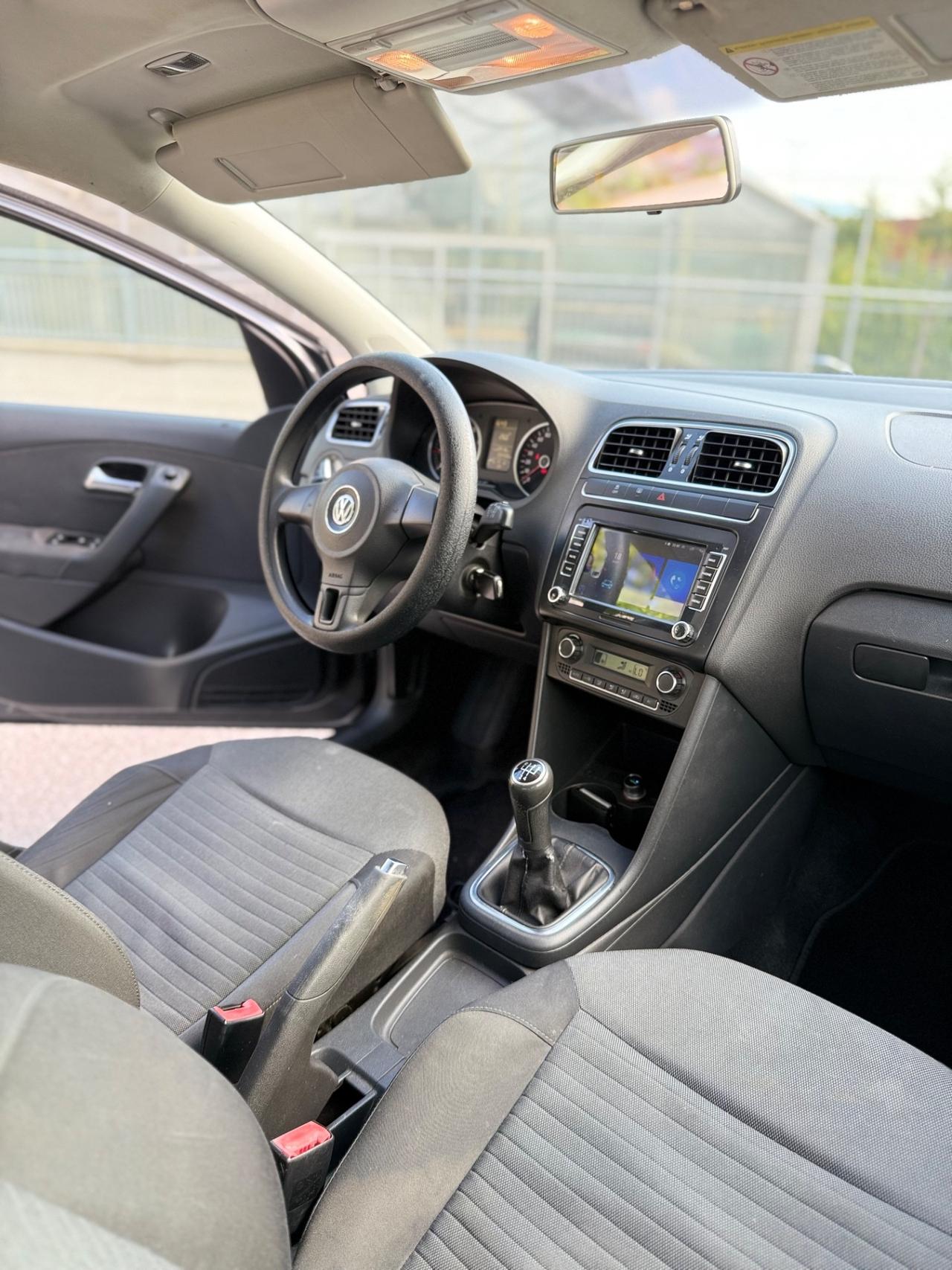 Volkswagen Polo 1.2 70 CV OK NEOPATENTATI