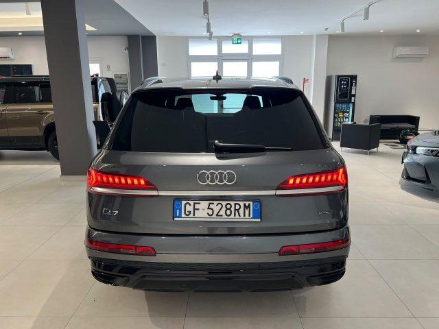 AUDI Q7 3.0 55 TFSI quattro tiptronic Sport