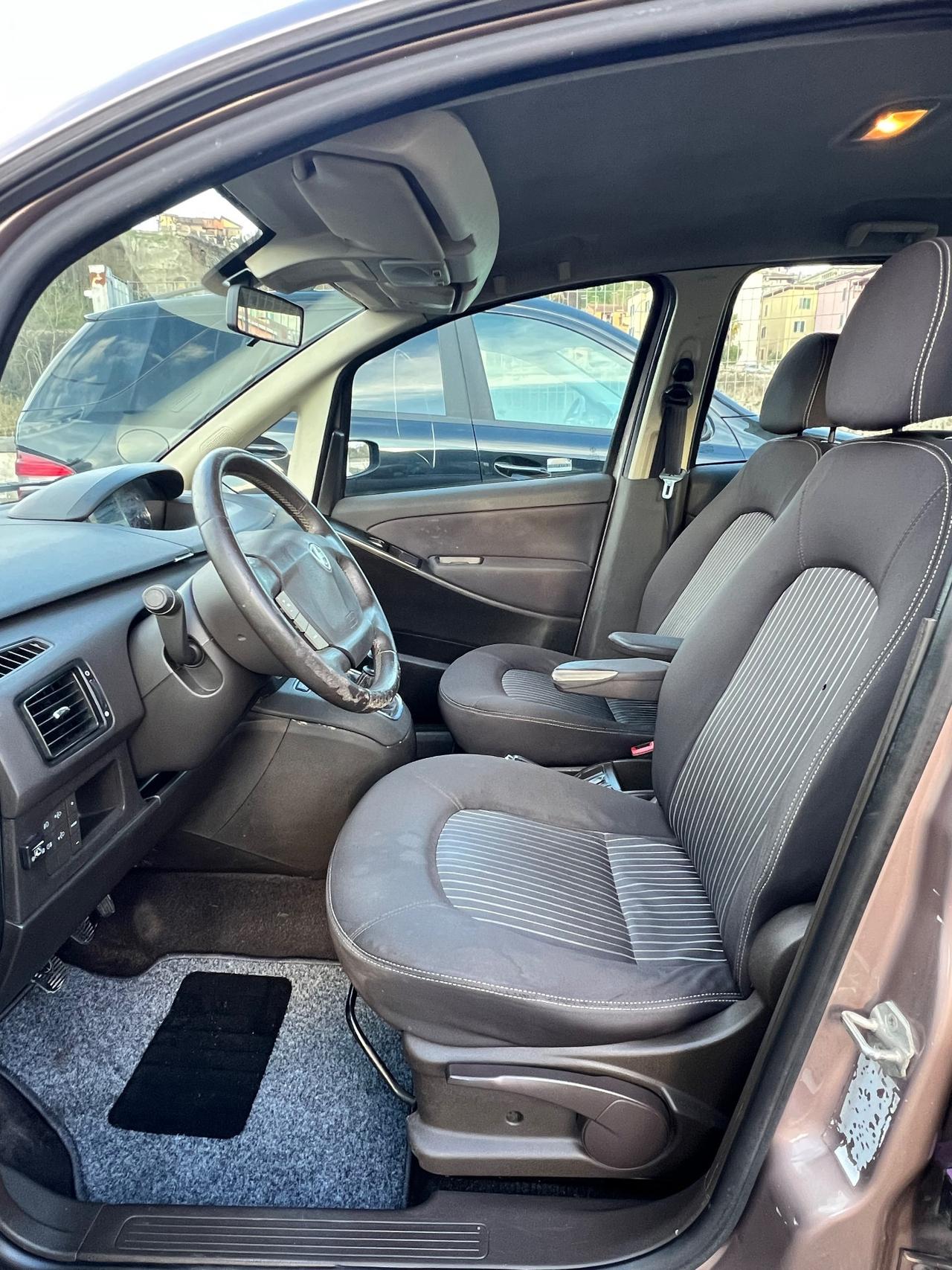 Lancia MUSA 1.4 16V Poltrona Frau