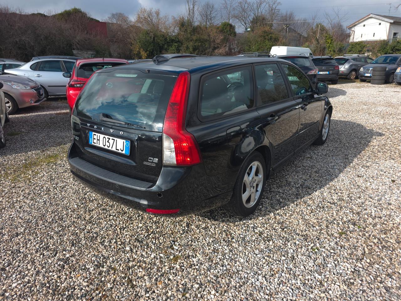 Volvo V50 D2 R-design