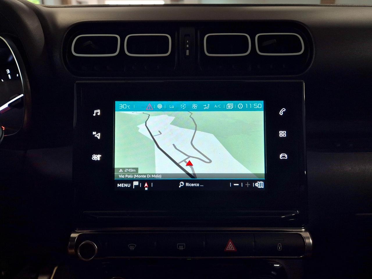 Citroen C3 Aircross BlueHDi Shine HEAD UP DISPLAY