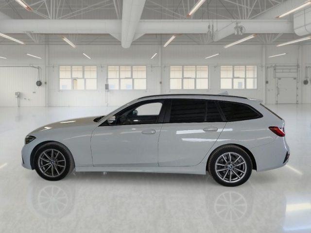 BMW 318 d 48V Touring Business Advantage