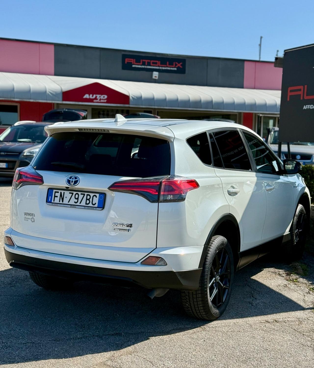 Toyota RAV 4 2.5 Hybrid 2WD 155CV 2018