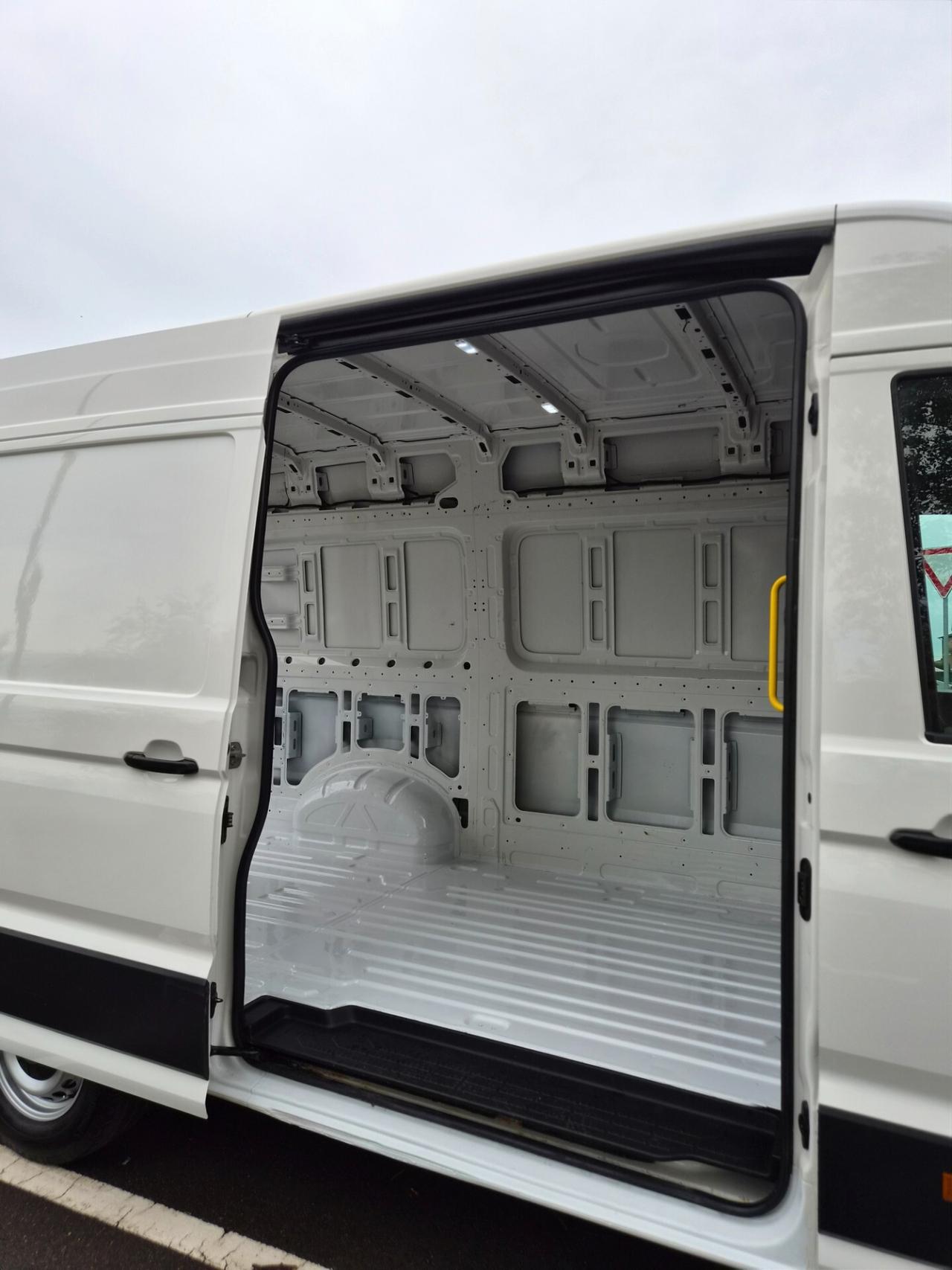 VOLKSWAGEN CRAFTER 2.0 TDI 140 CAVALLI