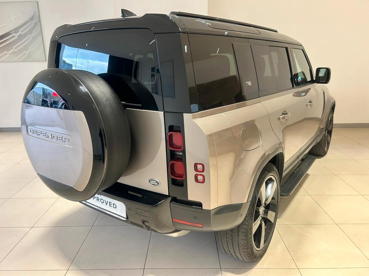 Land Rover Defender 110 3.0D I6 200 CV AWD Auto SE AUTOCARRO