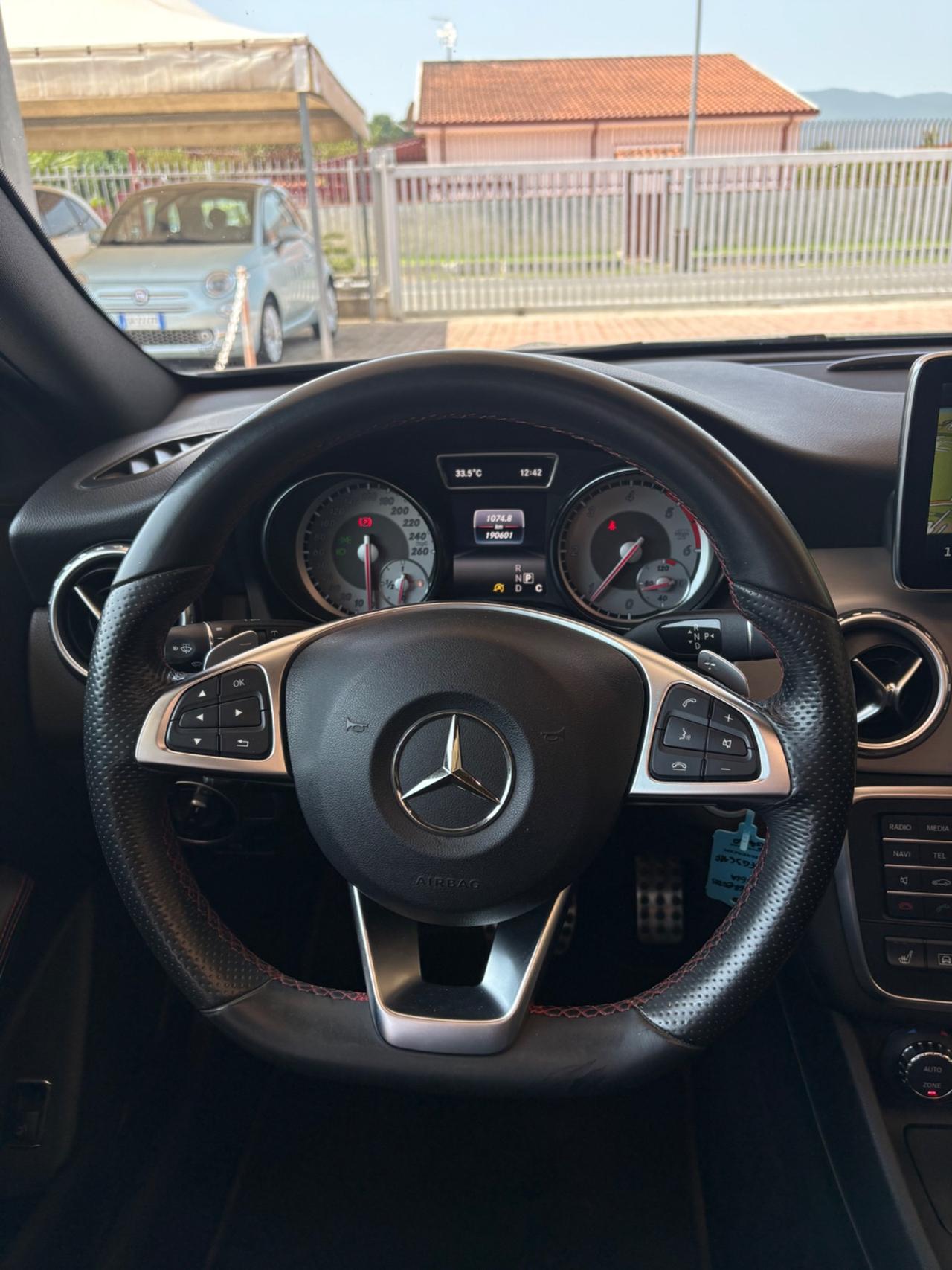 Mercedes-benz GLA 220 d Automatic 4Matic Premium