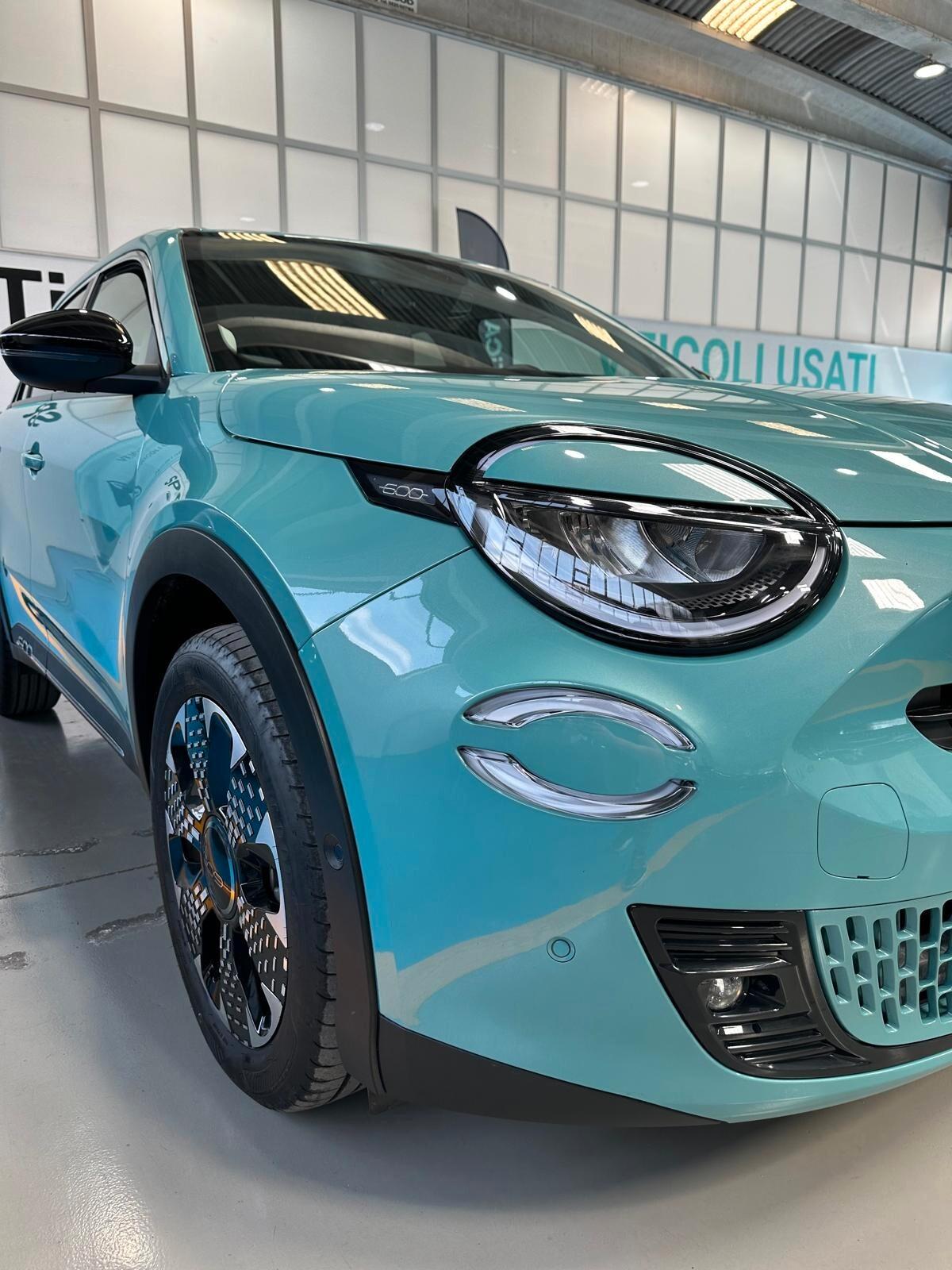 Fiat 600 Hybrid 110 CV DCT MHEV La Prima