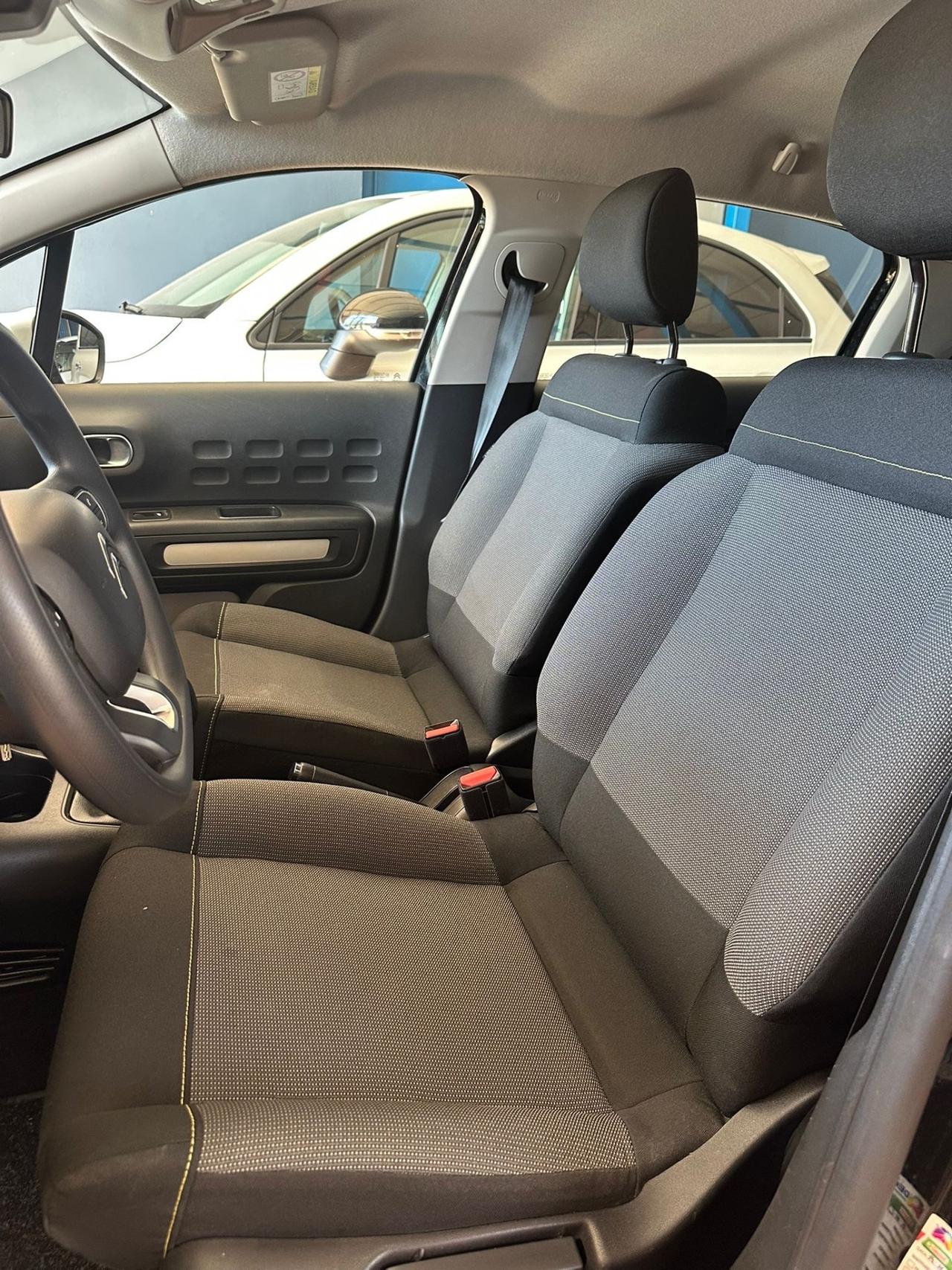 Citroen C3 1.2 benz 2023 YOU!