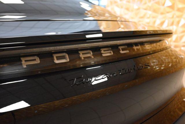 PORSCHE Taycan TURBO S 7461CV FULL DELL'IMPOSSIBILE LISTINO 245K!